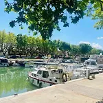 فيلة Les Oliviers بوكير