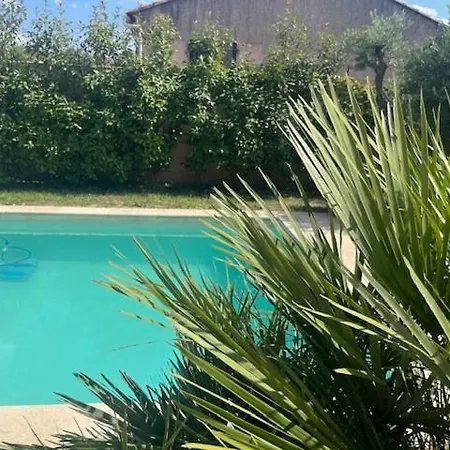 Les Oliviers Villa *