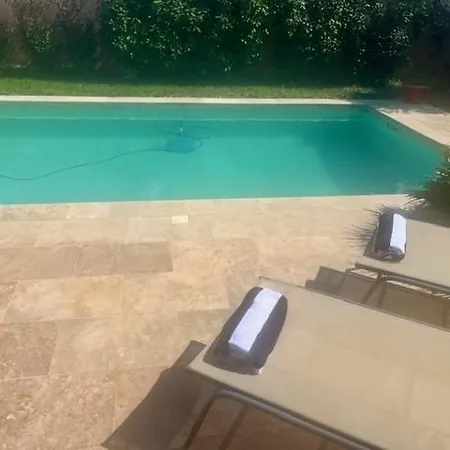 Les Oliviers Villa Beaucaire (Gard)